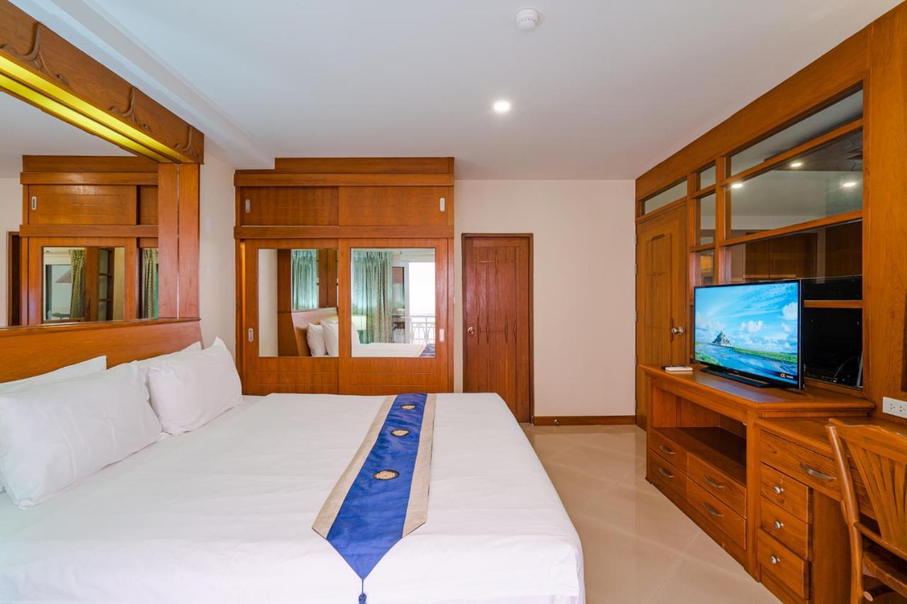 פאטאיה Whitehouse Condotel מראה חיצוני תמונה