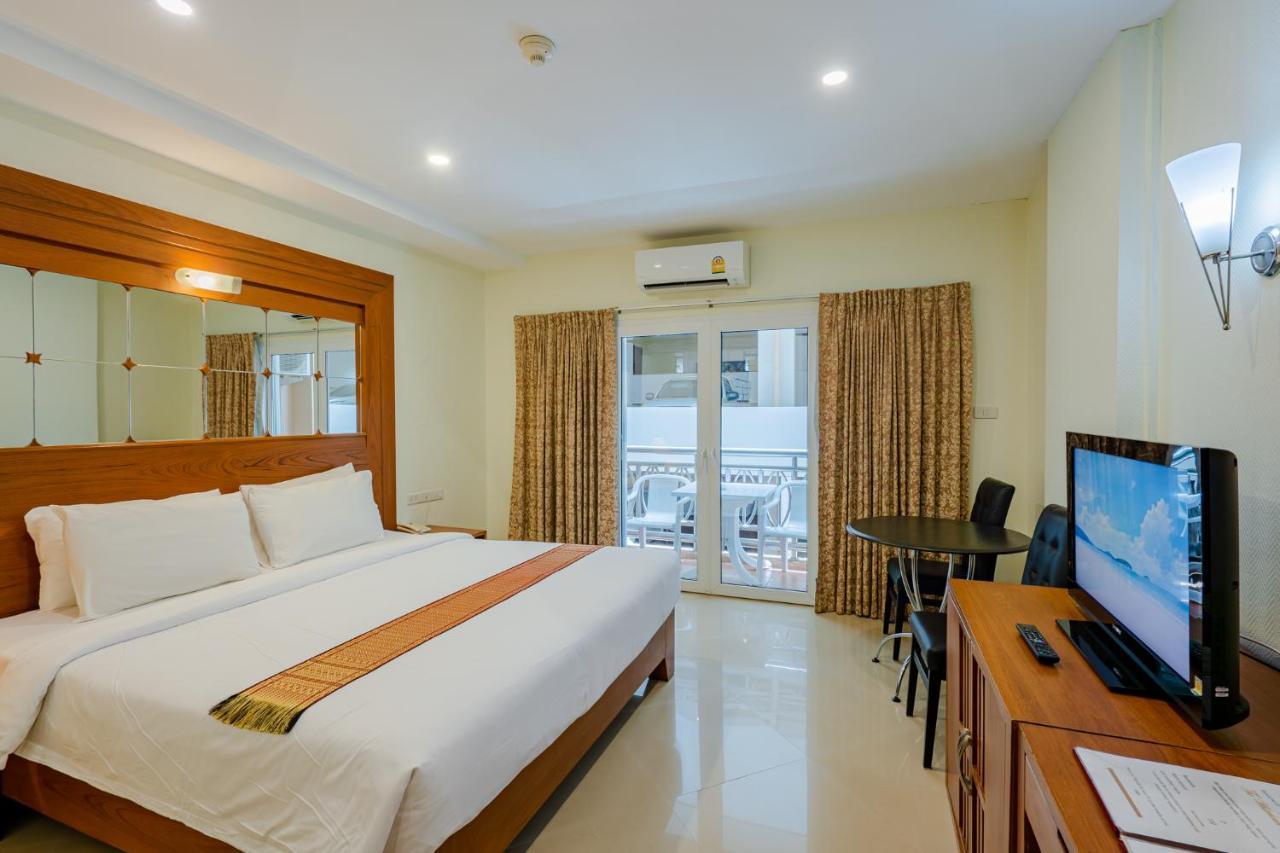 פאטאיה Whitehouse Condotel מראה חיצוני תמונה